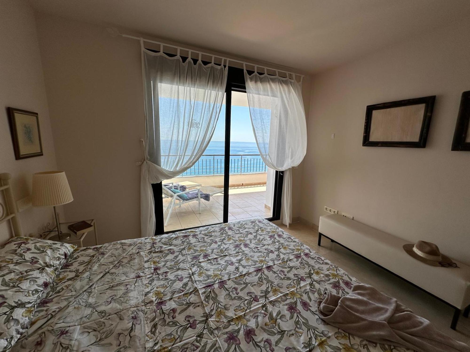 Appartement Frente Al Mar Con Parking Privado